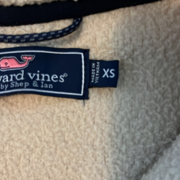 Men’s vineyard vines vest - Picture 3 of 4